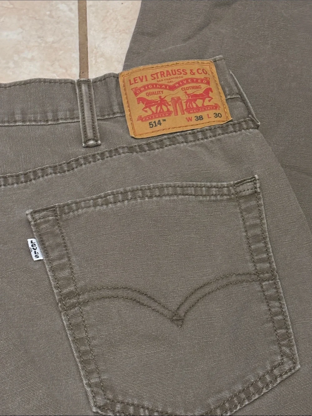 Levi's Men's Slim Straight Jeans in Olive